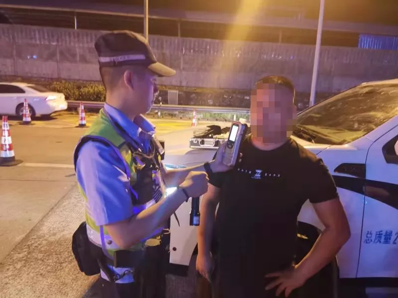 喝了二两白酒，14小时后仍是酒驾！交警：警惕“隔夜酒”，人醒≠酒醒！