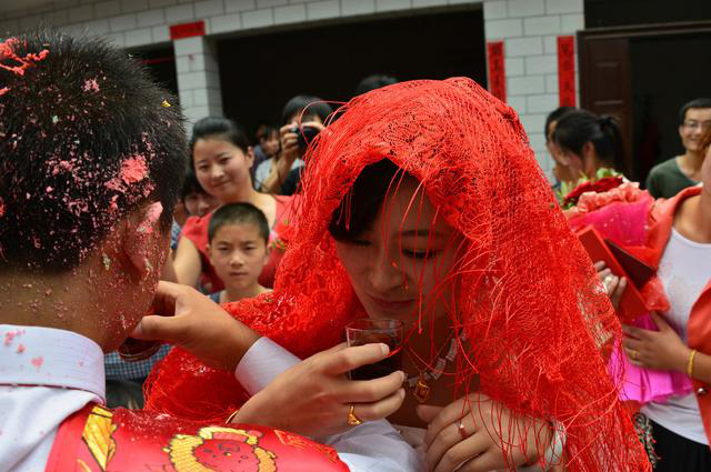 婚姻嫁妆中这一点没写清楚，就属于女方的个人财产